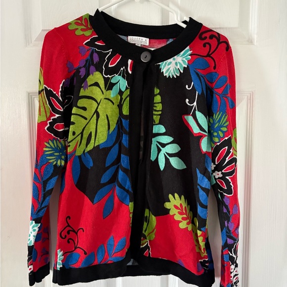Joseph A Floral Cardigan Red Black Lightweight Button Front Blouse Size M - Picture 7 of 7